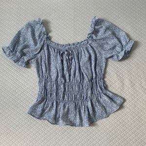 floral ruffled blue top